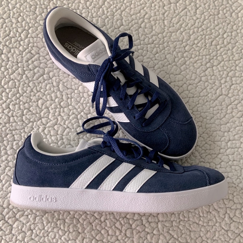 Adidas casual sneakers size 9